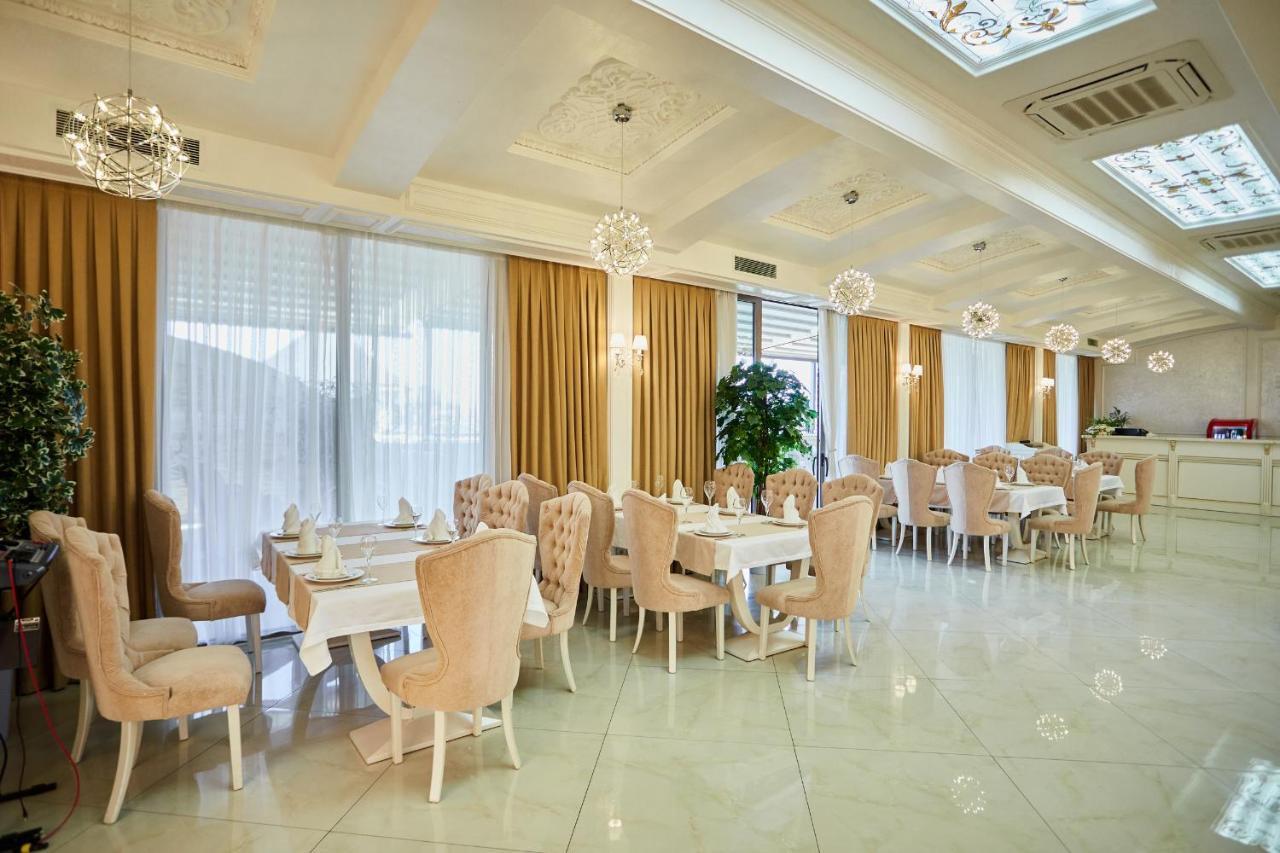 Royal Hotel Samarkand Esterno foto