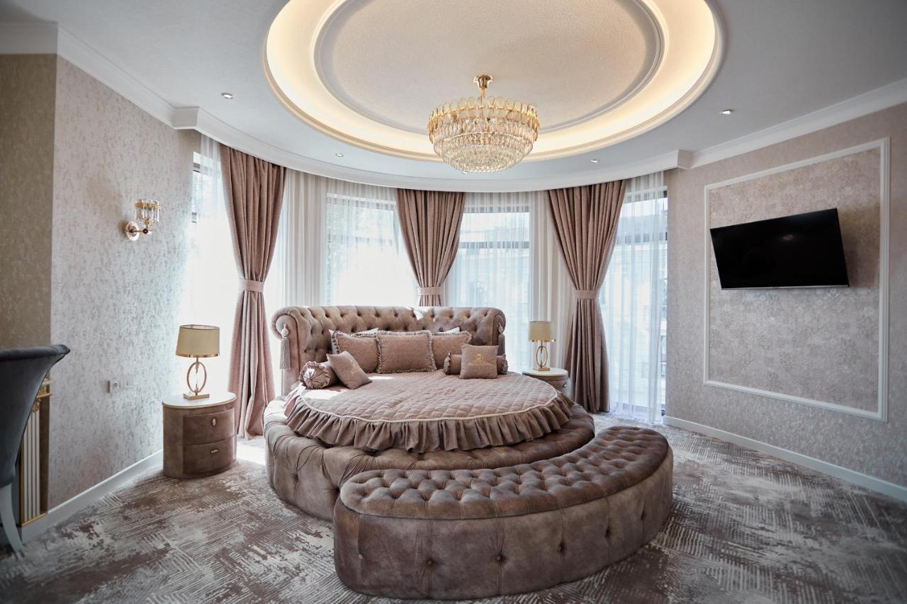 Royal Hotel Samarkand Esterno foto